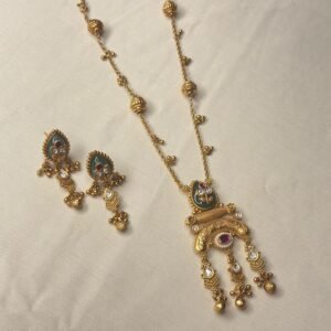 Amara Antique